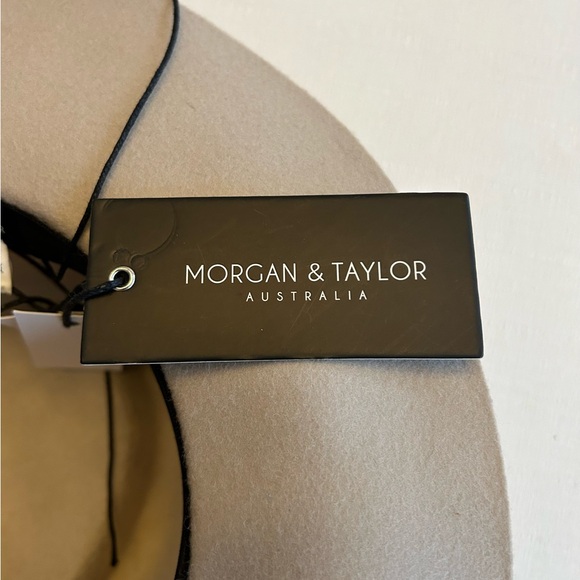 NWT Morgan & Taylor 100% Australian Wool Beige Hat with Wide Trim Headband - Picture 9 of 15